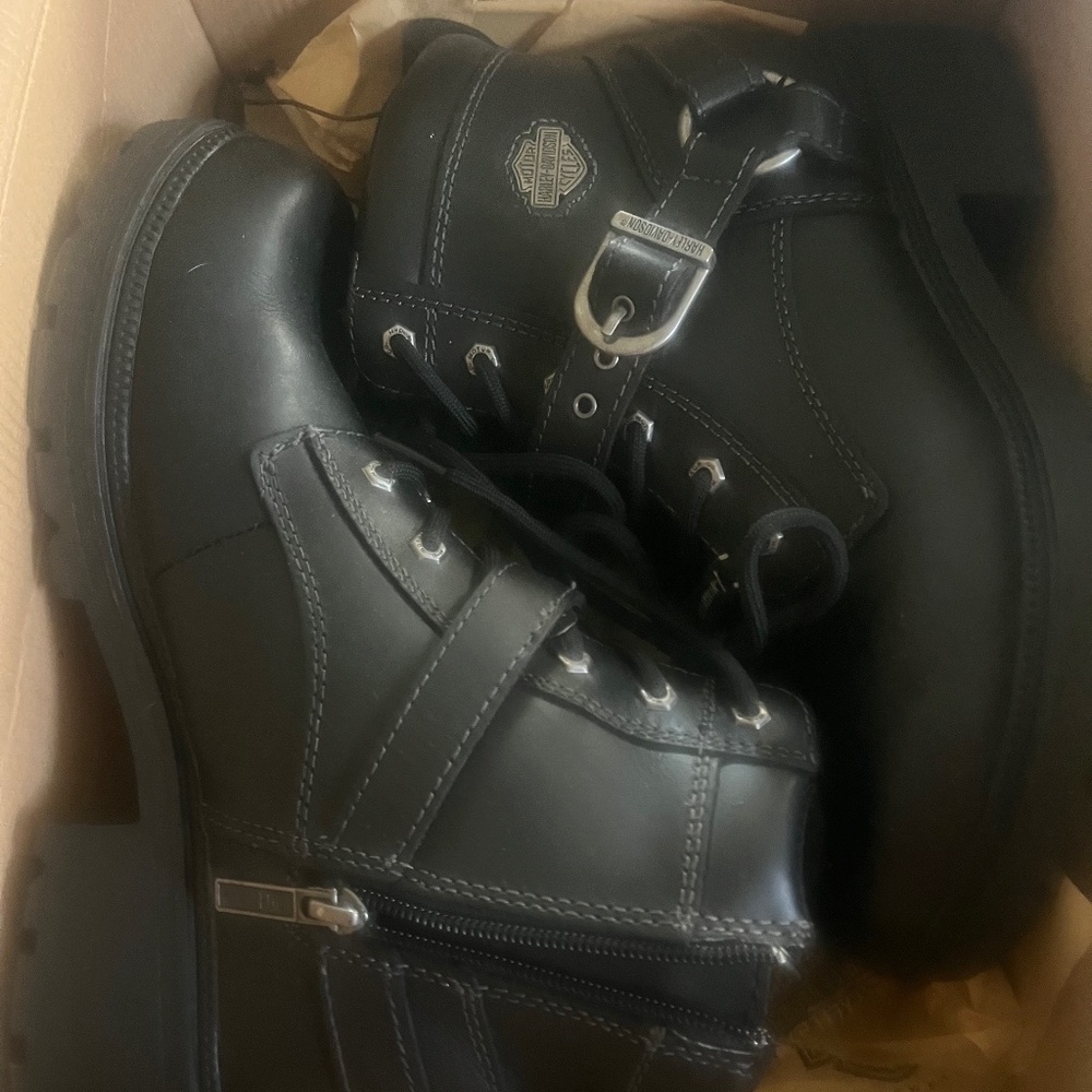 Woman’s Harley Boots
